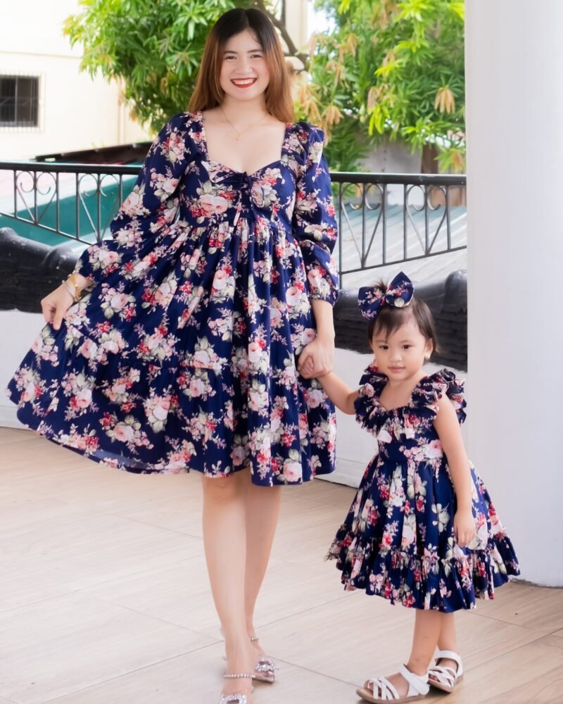 Floral Navy Blue | Mom